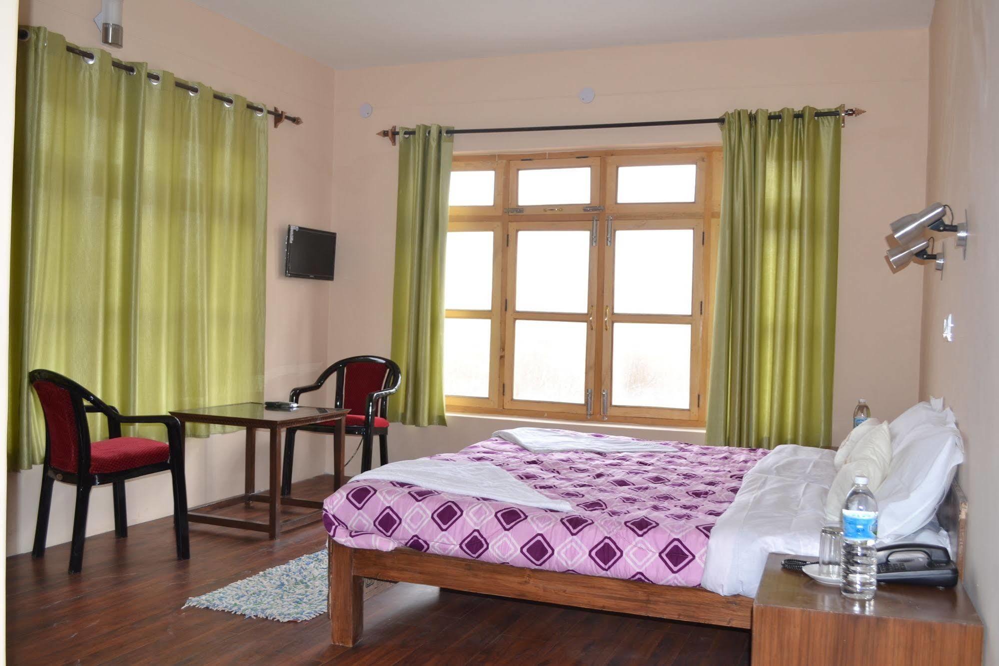 Hotel Ladakh Heaven Leh Zewnętrze zdjęcie
